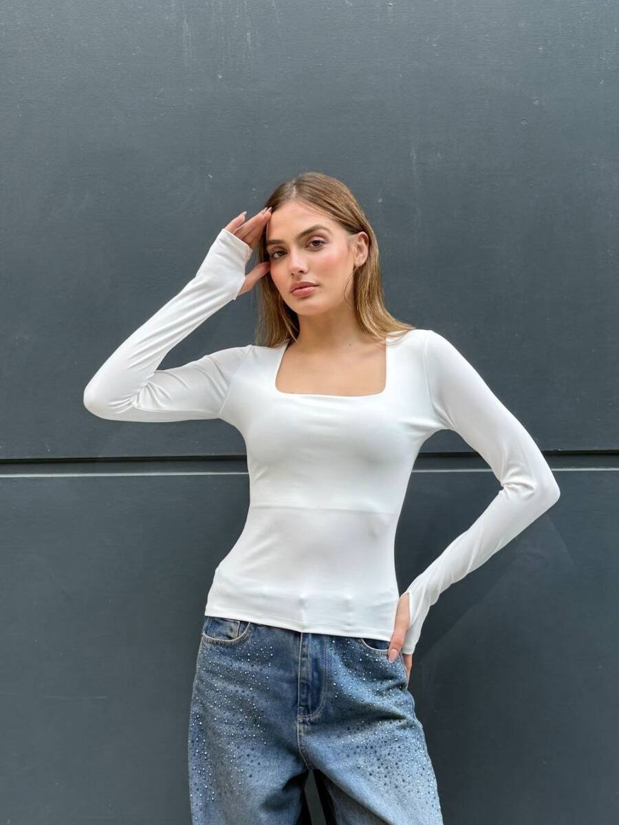 Beyaz Uzun Kol Tişört