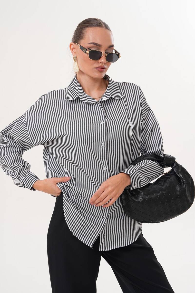 Çizgili Kısa Kadın Gömlek Çizgili Kısa Kadın Gömlek