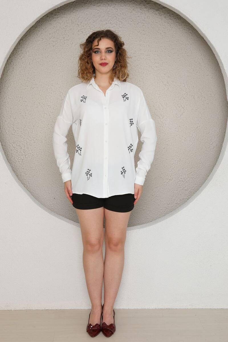 İşlemeli Kadın Gömlek İşlemeli Kadın Gömlek