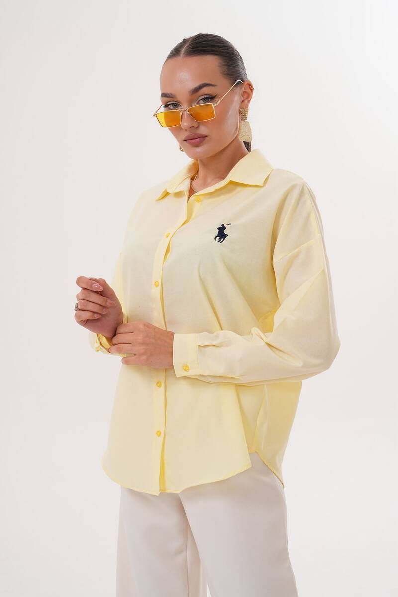 Kadın Kısa Gömlek Kadın Kısa Gömlek