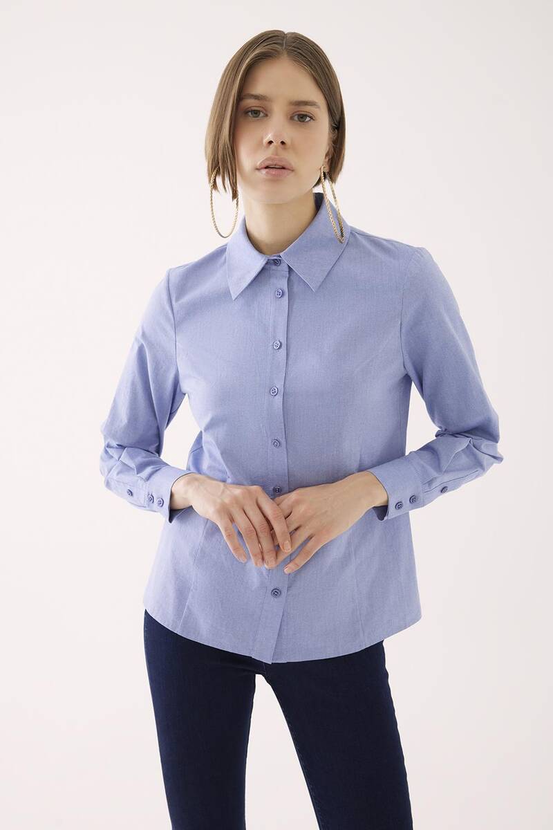 Kısa Kadın Gömlek Kısa Kadın Gömlek