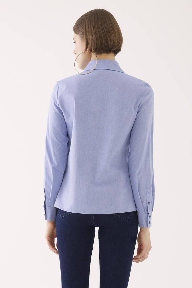 Kısa Kadın Gömlek Kısa Kadın Gömlek