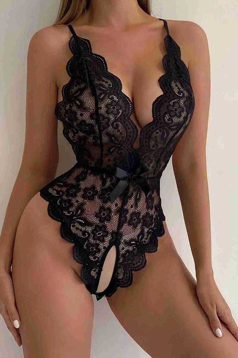 Özel Bölgesi Açık Dantel Body