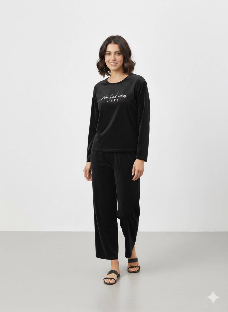 Siyah Kadife Pijama Takım