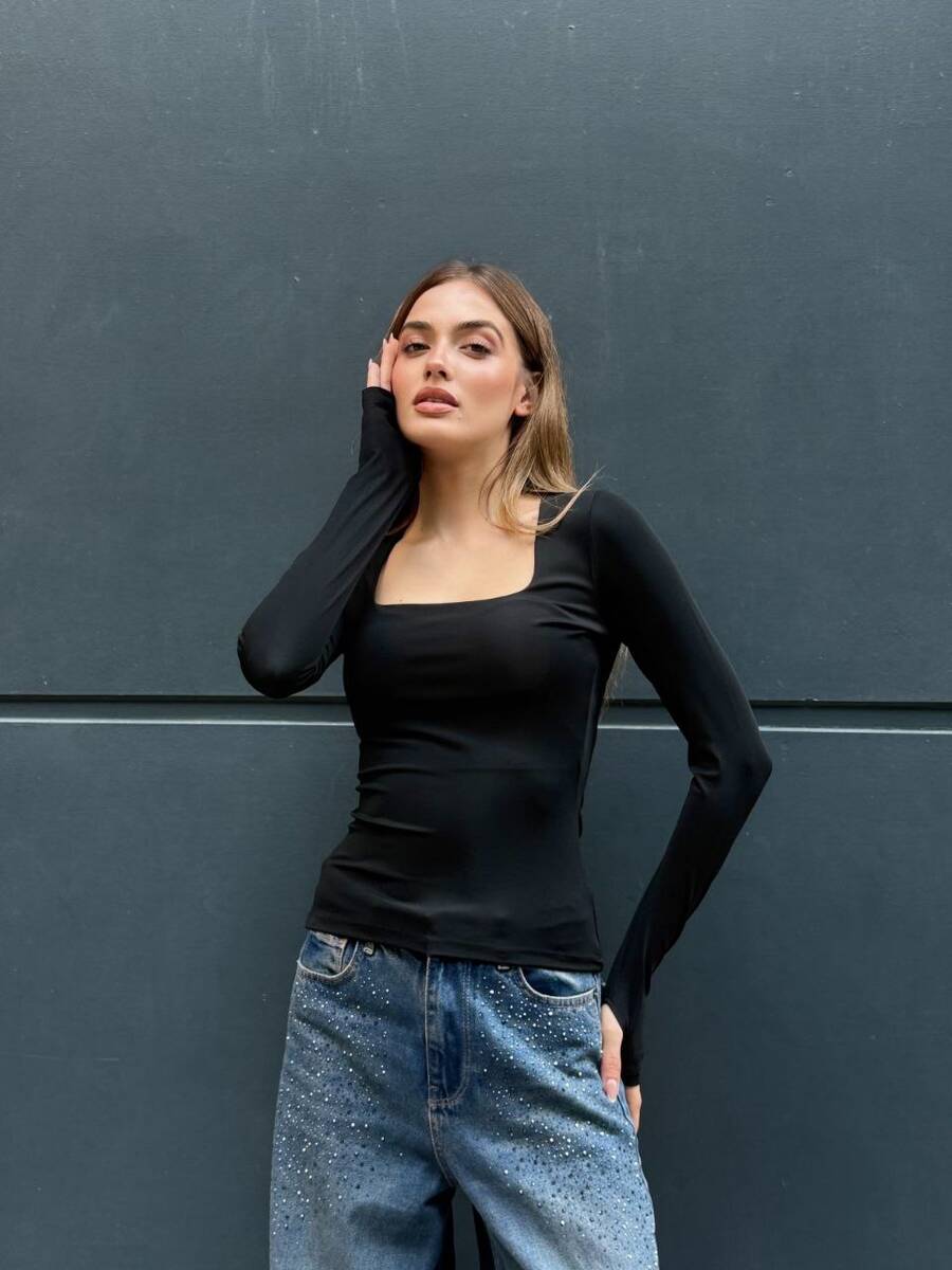 Siyah Uzun Kol Tişört